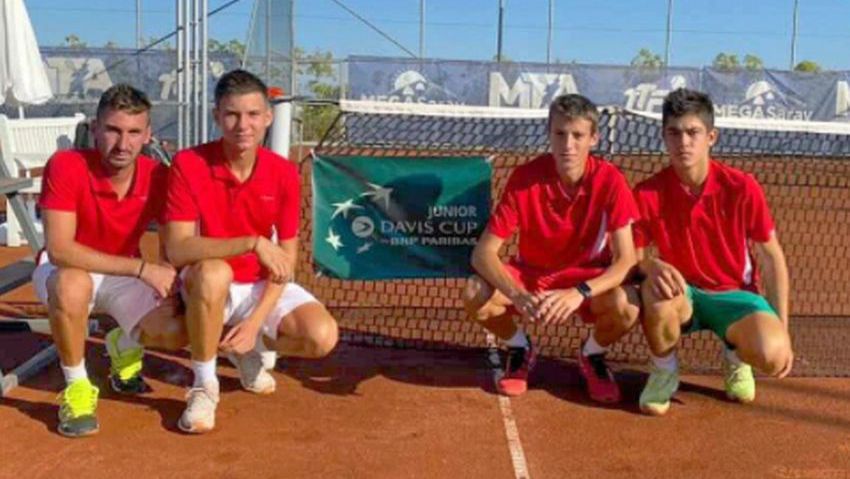 България победи Мексико, но отпадна заради "въртележка" от 1/4-финалите на Световното за юноши до 16 г.