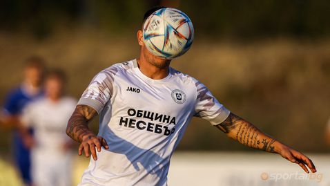 Несебър и Черноморец (Бургас) не вкараха гол