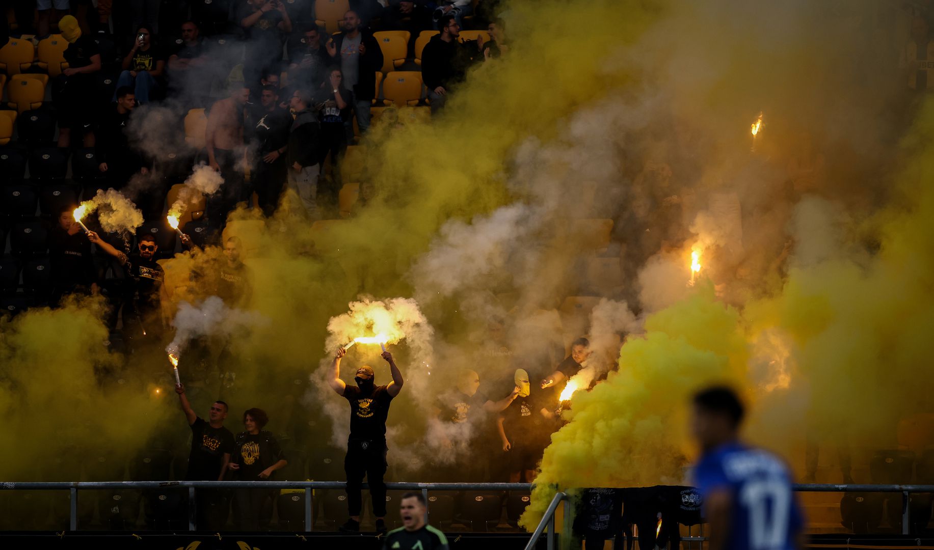 Ботев (Пловдив) : Левски