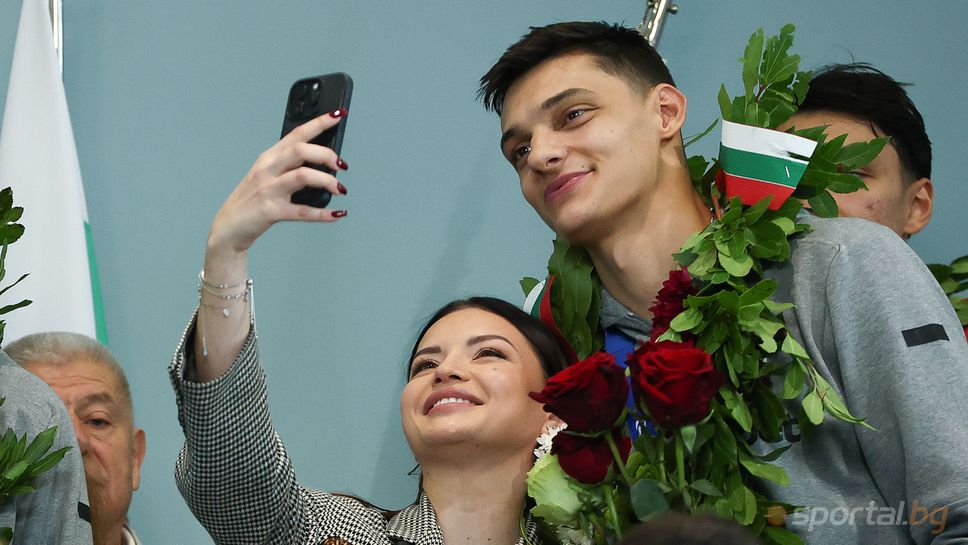 Юлита Димитрова: Надявам се с Алекс да намерим време да се зарадваме на този миг