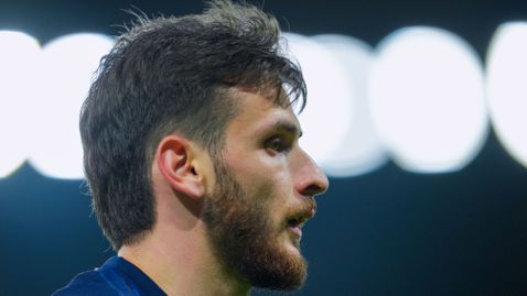 ПСЖ ще може да разчита на тримата си халфове, но Кварацхелия е аут за сблъсъка с Барселона