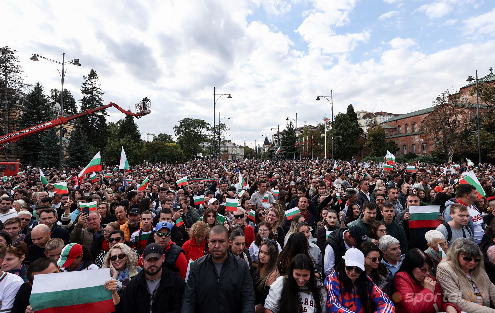 София посреща волейболните национали