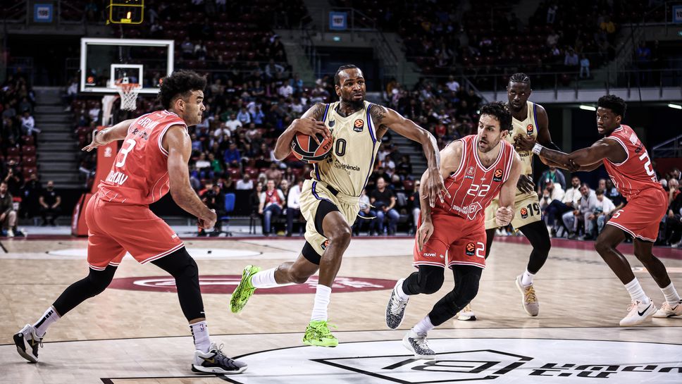 Апоел Тел Авив 103:87 Барселона II