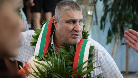 Любо Ганев празнува днес!