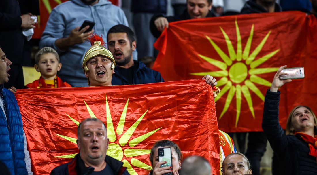 Северна Македония отнесе сериозна глоба за освиркването на българския химн