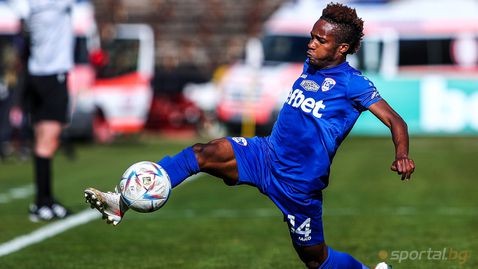  Двама от Спартак (Варна) излязоха по-рано в отмора 