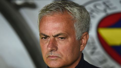 Моуриньо бесен въпреки победата, заяде се заради VAR