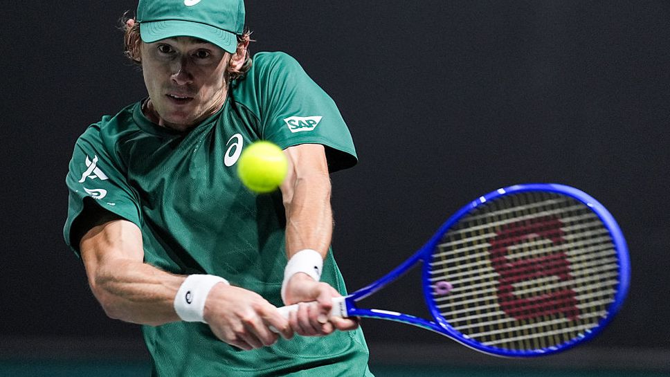 Поставеният под номер 6 в схемата Алекс де Минор Австралия