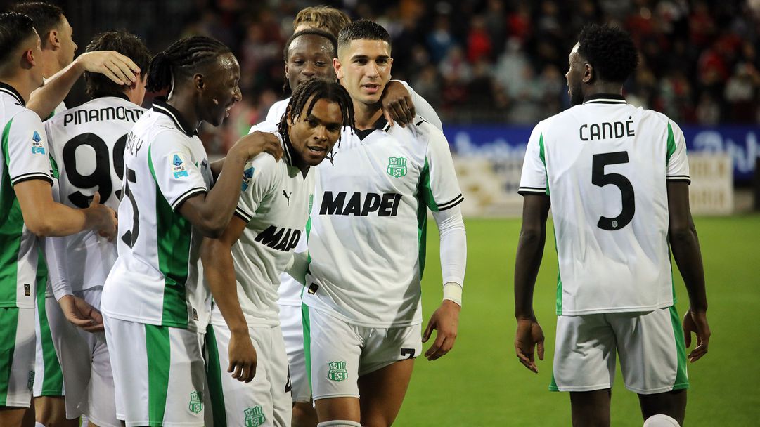 Сасуоло най-после успя да надвие Каляри в Серия "А"