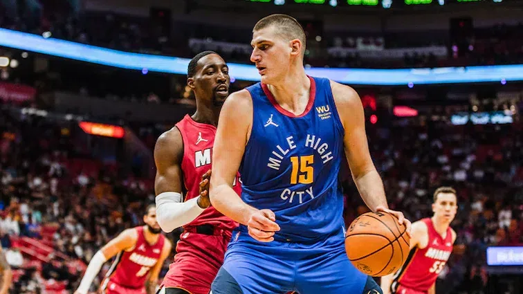 Жокера изнесе лекция на Маями Хийт