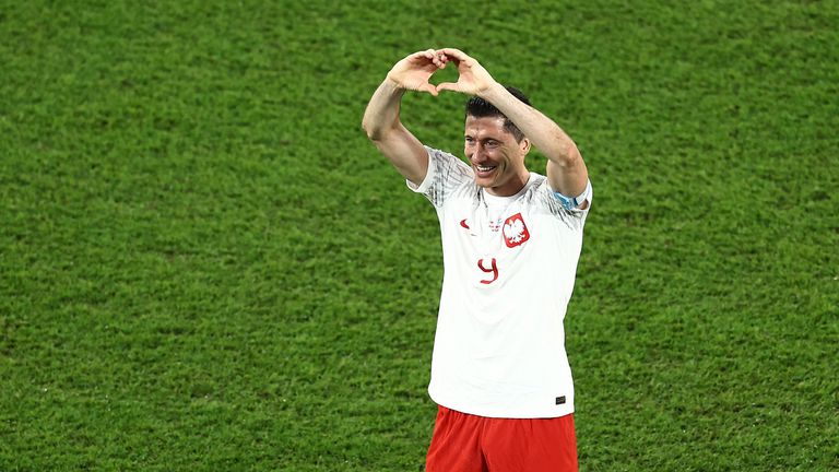 Полша преодоля груповата фаза на Световно първенство за първи път