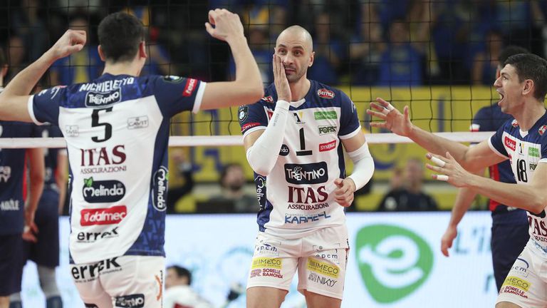 Българската волейболна звезда Матей Казийски и тимът на Итас Трентино
