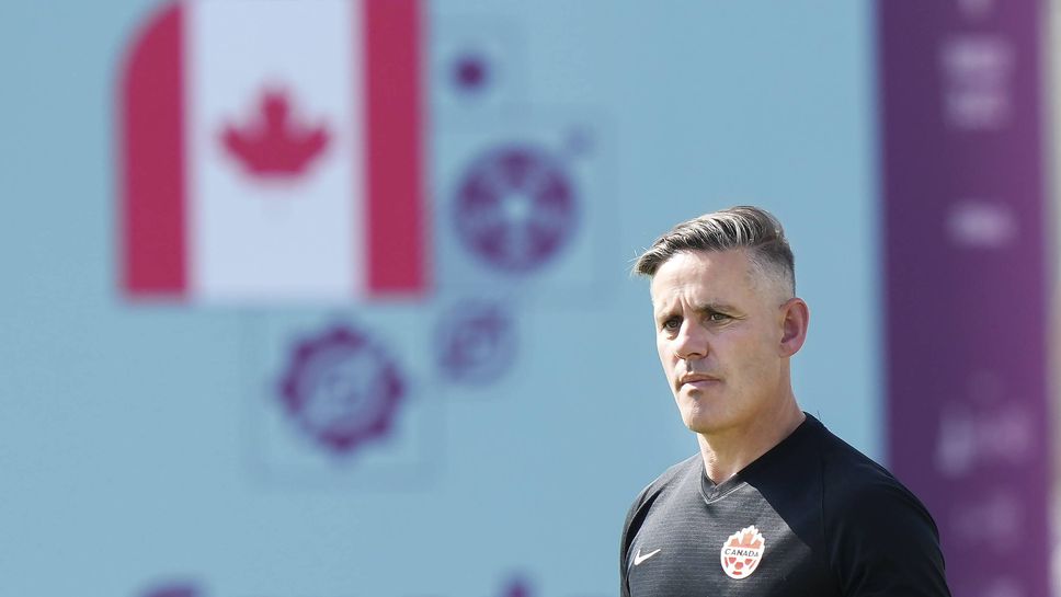 Треньорът на Канада се надява да води отбора и на следващото световно