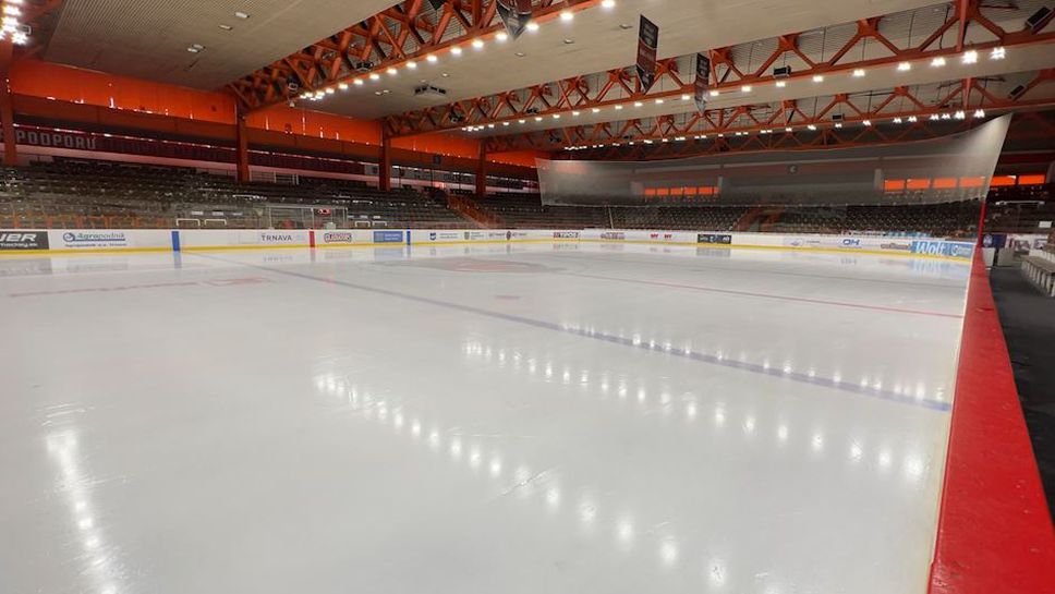 Екипът на Sportal.bg посети хокейната база на Гладиаторите от Търнава