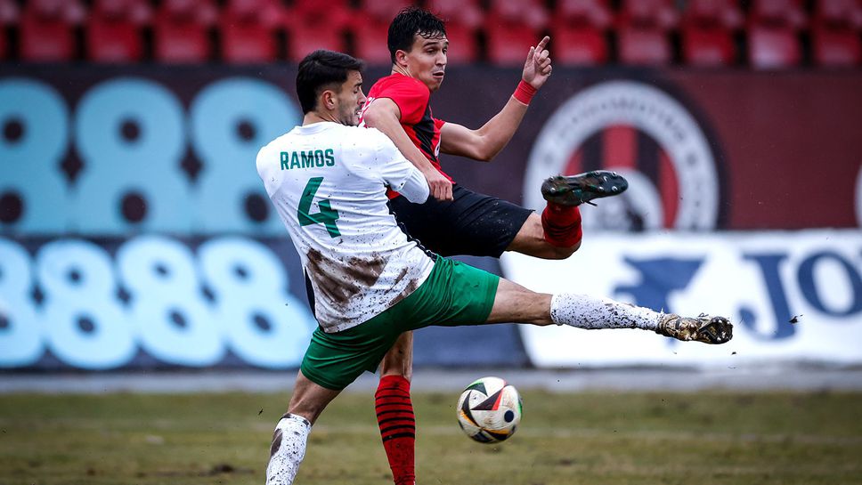 Локомотив (София) 1:0 Берое, Аралица откри от дузпа