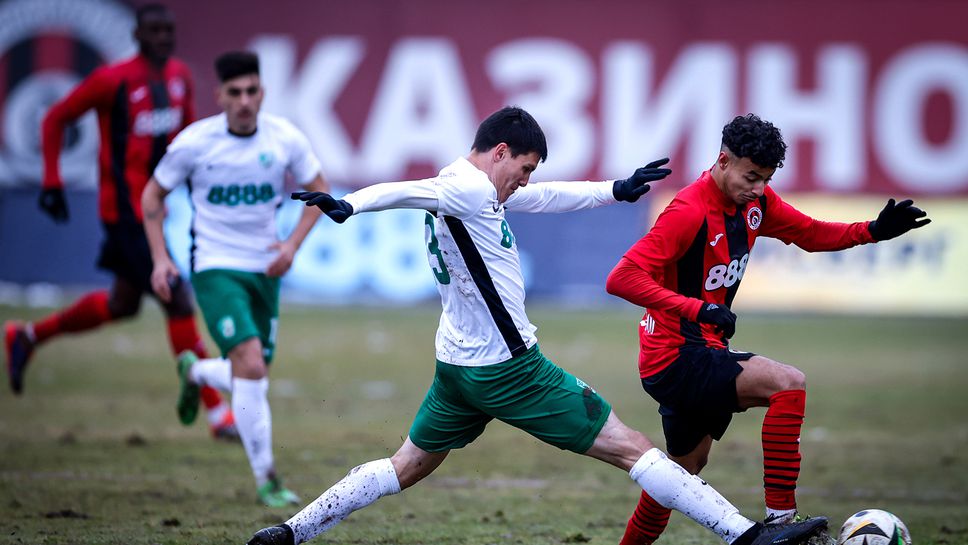 Локомотив (София) 1:0 Берое, Аралица откри от дузпа