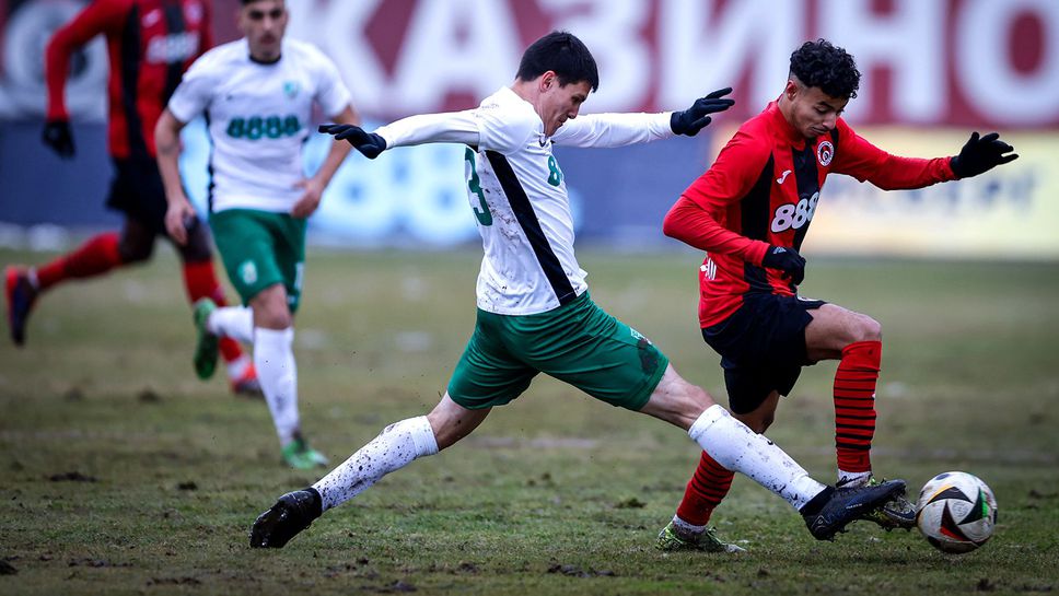 Локомотив (София) 1:0 Берое, Аралица откри от дузпа