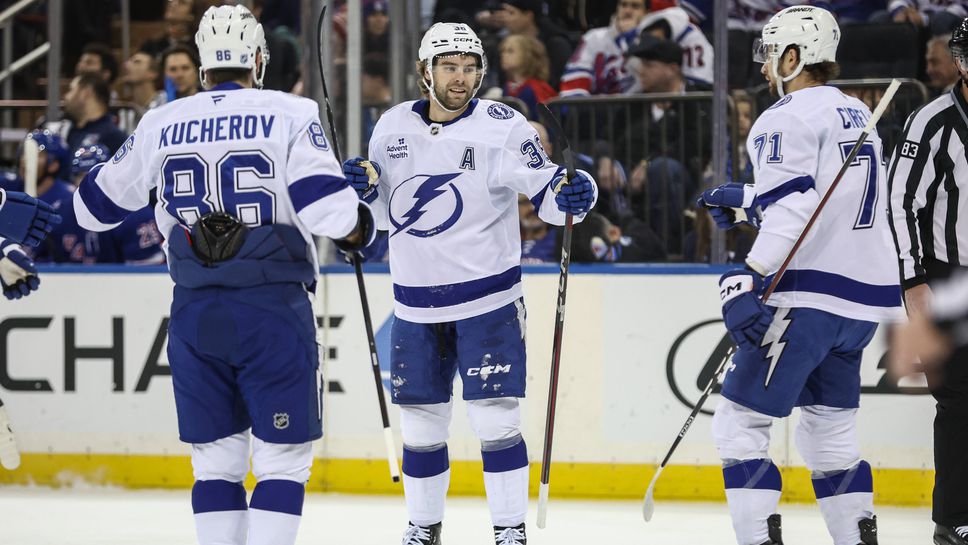 Тампа Бей не спира с победите на Изток в НХЛ