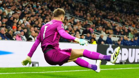  Който освирква Викарио, не е същински почитател на Тотнъм 