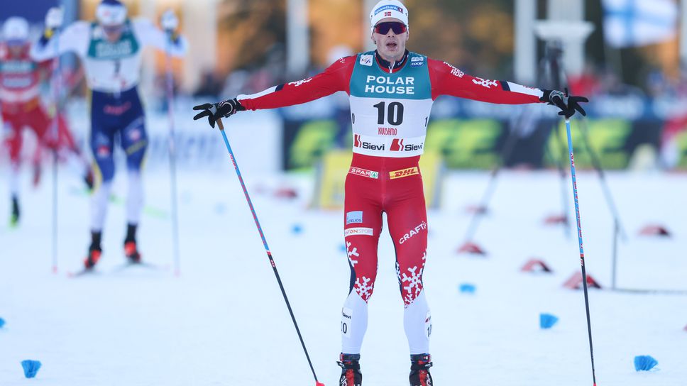 Амундсен спечели масовия старт, Клаебо псува в ефир след края му