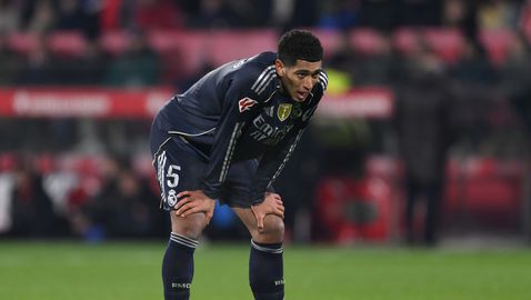  След следващ крах Реал Мадрид сдаде върха на Барселона 