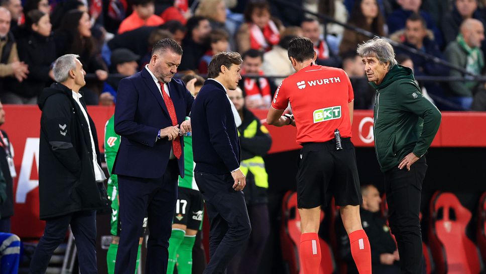 Бетис зашлеви Севиля в прекъснато от феновете дерби