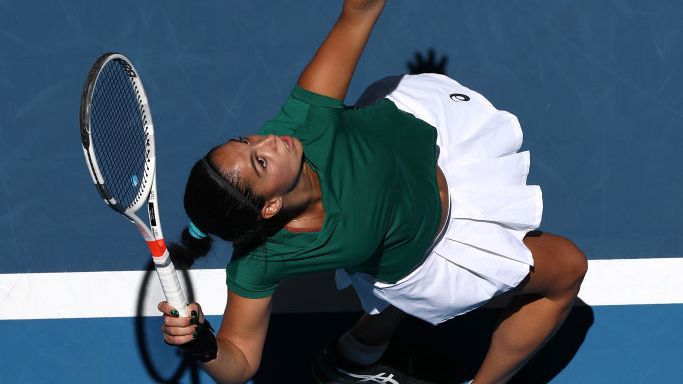 Шиникова загуби в първи кръг на квалификациите в Бари