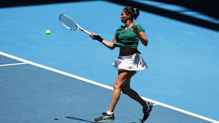 Изабелла Шиникова се класира на финал на турнира по тенис