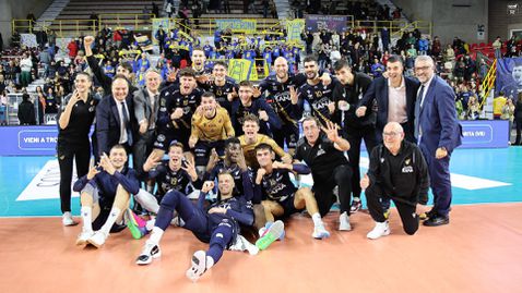 Радо Стойчев изведе Верона до 4-а поредна победа в Италия