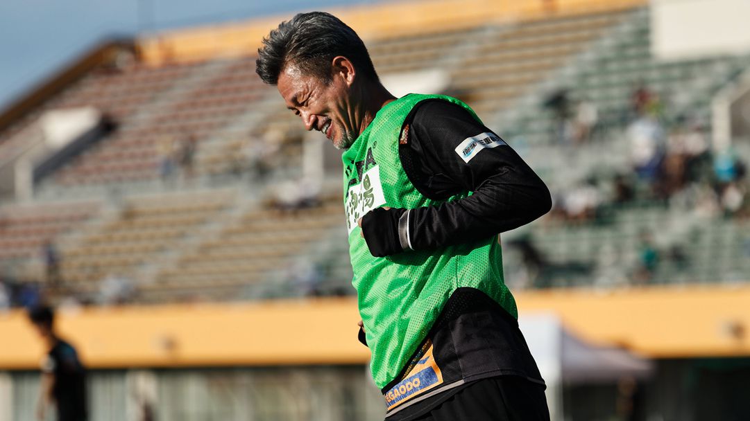 Японска легенда с нов клуб на 58 години