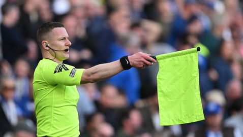 Новото правило за засада идва: до дни гледат предложението на Венгер