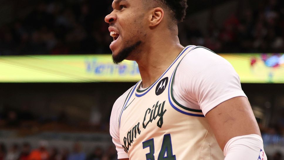 Янис Адетокунбо доминира в Източната конференция събирайки най много гласове