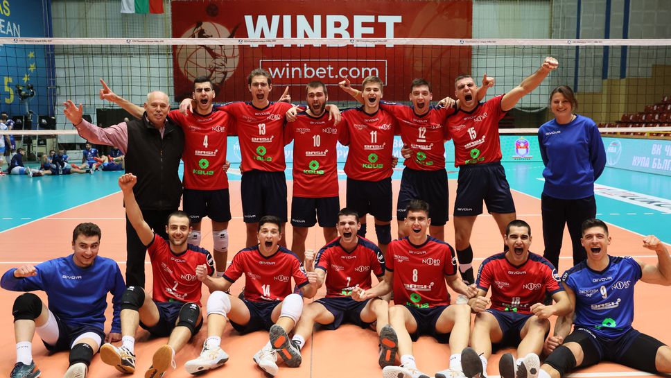 Черно море (Варна) триумфира с първата Купа на България във Висшата лига 🏐🏆