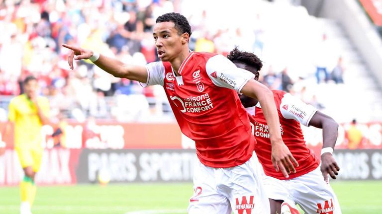  Нюкасъл се размина с стремежи нападател, чака двама нови до края на деня 