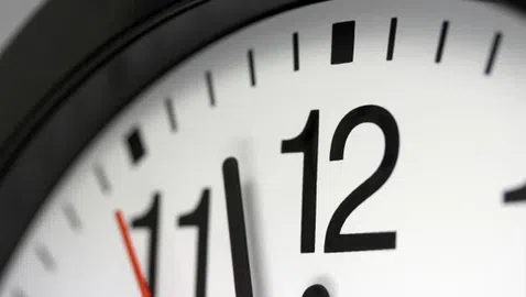  Пазарът затваря през днешния ден - Арсенал с нова оферта за Кайседо, Зиеш е в Париж (следете покупко-продажбите тук) 