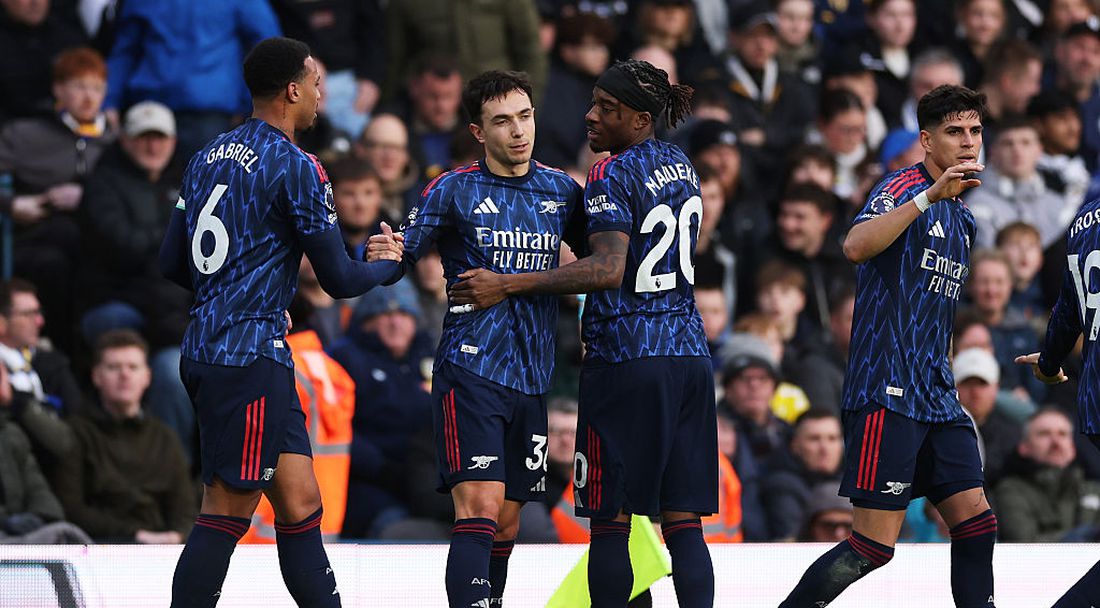 Арсенал превзе с лекота крепостта на Лийдс и се върна към победите в Премиър лийг