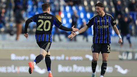 Божинов дебютира като титуляр и бързо се размина с първия си гол в Серия "А"