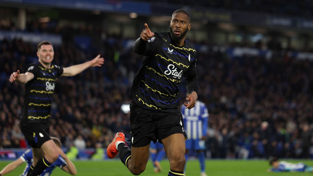 Бето донесе точка на Евертън с гол в последните секунди