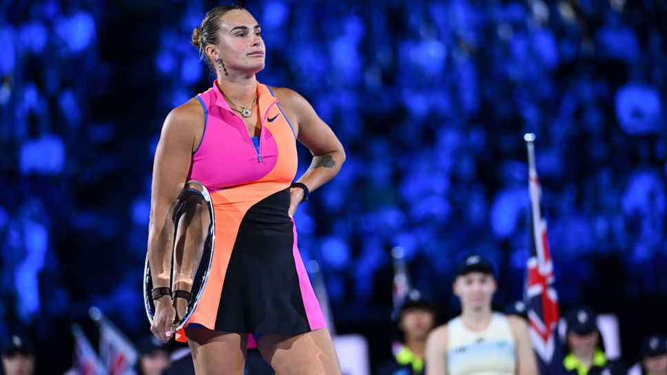 Финалистката от Откритото първенство на Австралия Арина Сабаленка покри главата