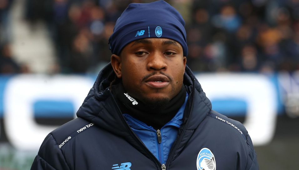 Трансферът на нападателя на АталантаАдемола Луукман във Фенербахче окончателно пропадна