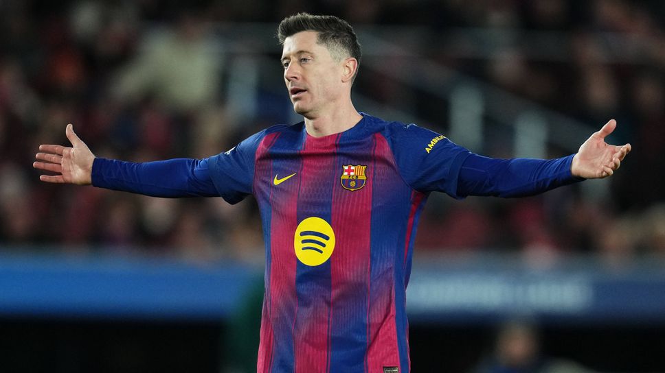 Левандовски гони постижение на Роналдиньо