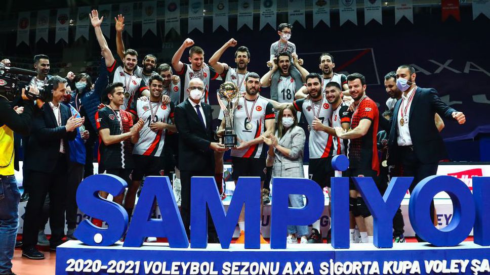 Уолъс Де Соуза изведе Спор Тото до историческа първа Купа на Турция (видео + снимки)