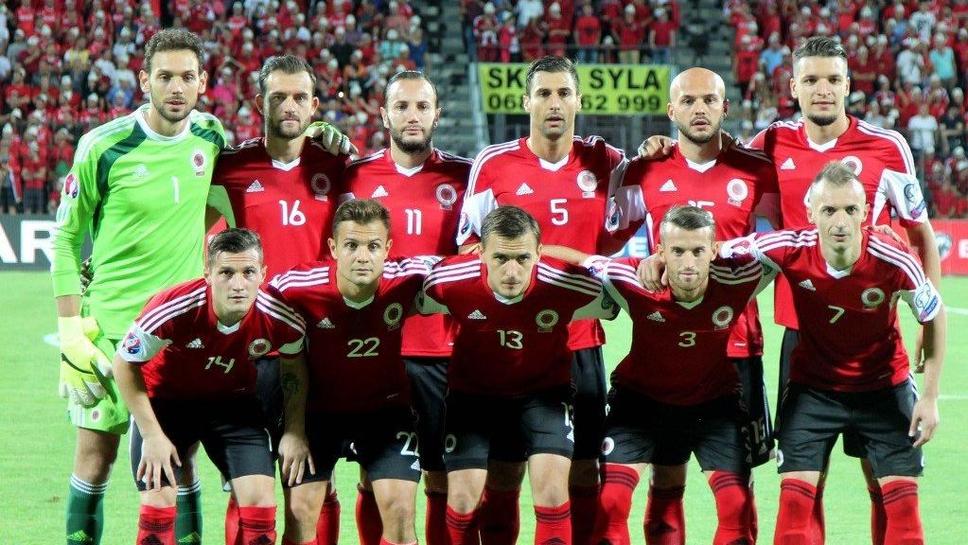 Албания се затрудни със Сан Марино