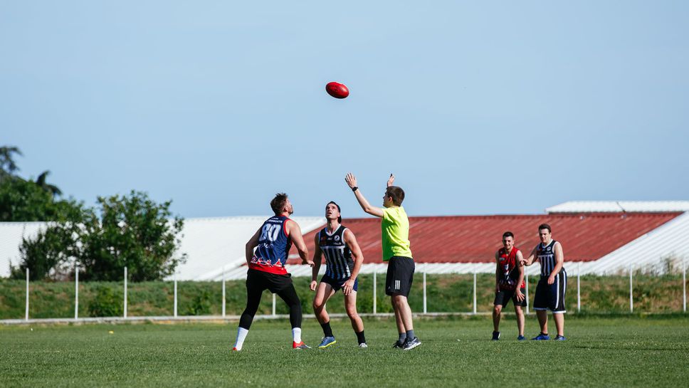 Българин с престижен наряд за ШЛ по австралийски футбол