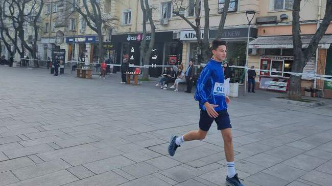 13-годишният Боян Божков спечели първия градски крос в Стара Загора