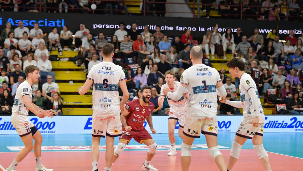 Матей Казийски и Милано се бориха, но взеха само гейм на Перуджа в полуфинал №1