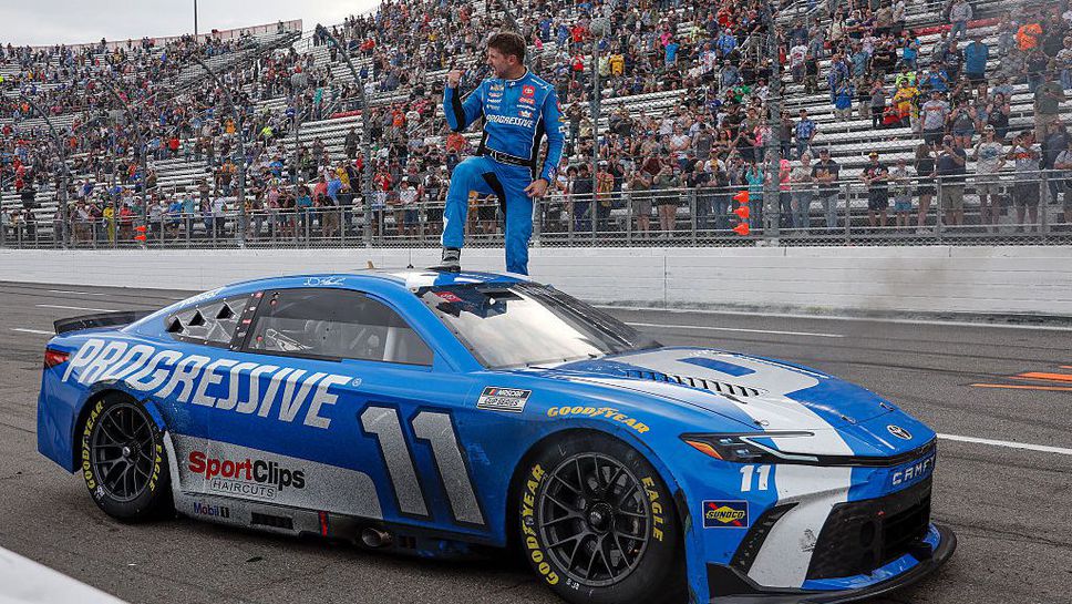 Звездата на Тойота Дени Хемлин записа първата си победа за