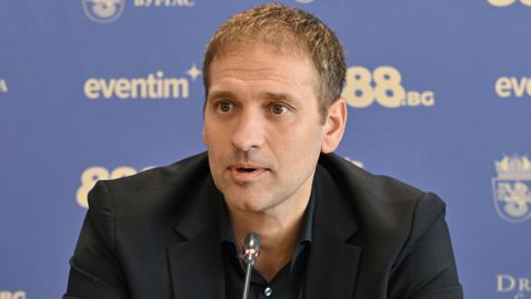 Стилиян Петров организира "Мач на надеждата" и в Бургас, част от средствата отиват за Хубчев и Любо Пенев