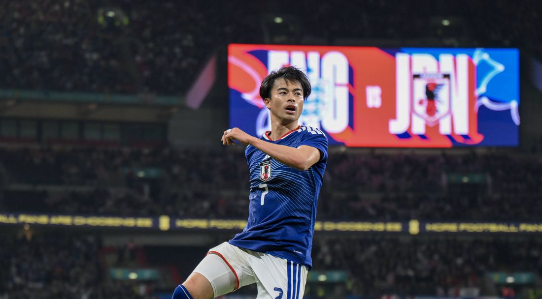 Англия получи добър урок от Япония и предизвика гнева на феновете си