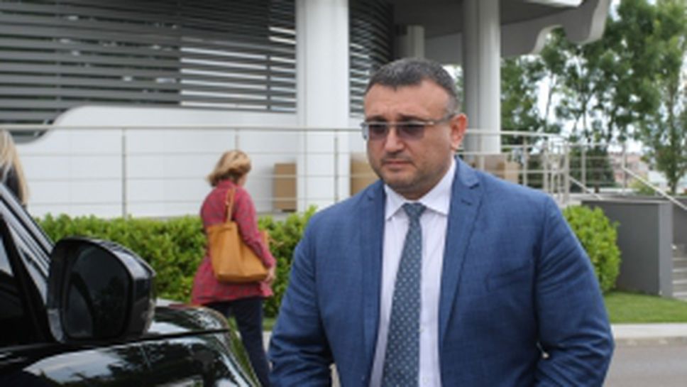 Младен Маринов се срещна с професионалните футболни съдии